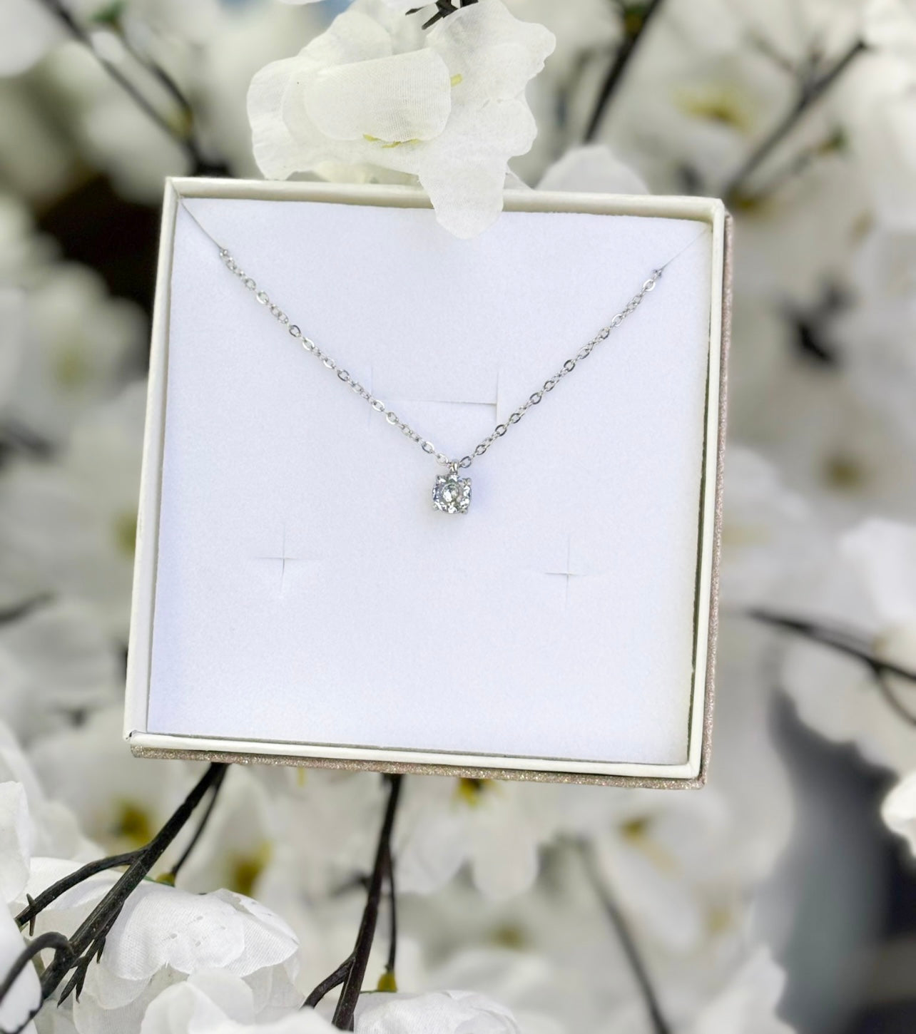 Collana punto luce