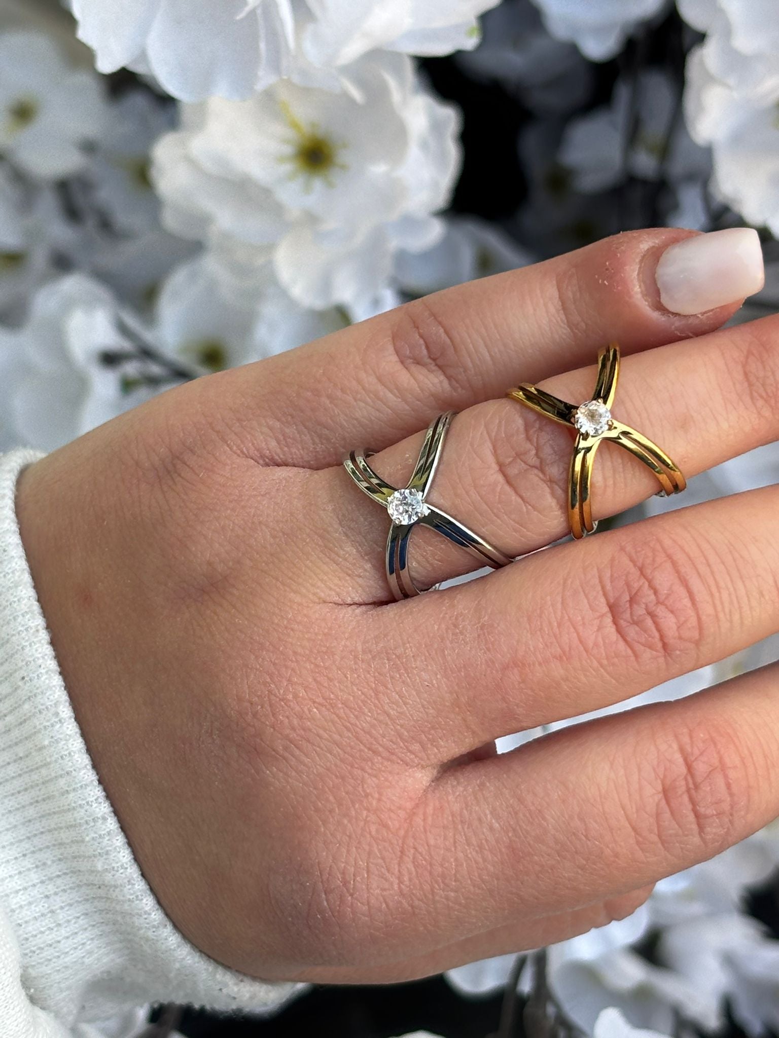 Anello intreccio punto luce